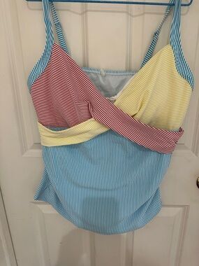 Lands' End Seersucker swim top size 18